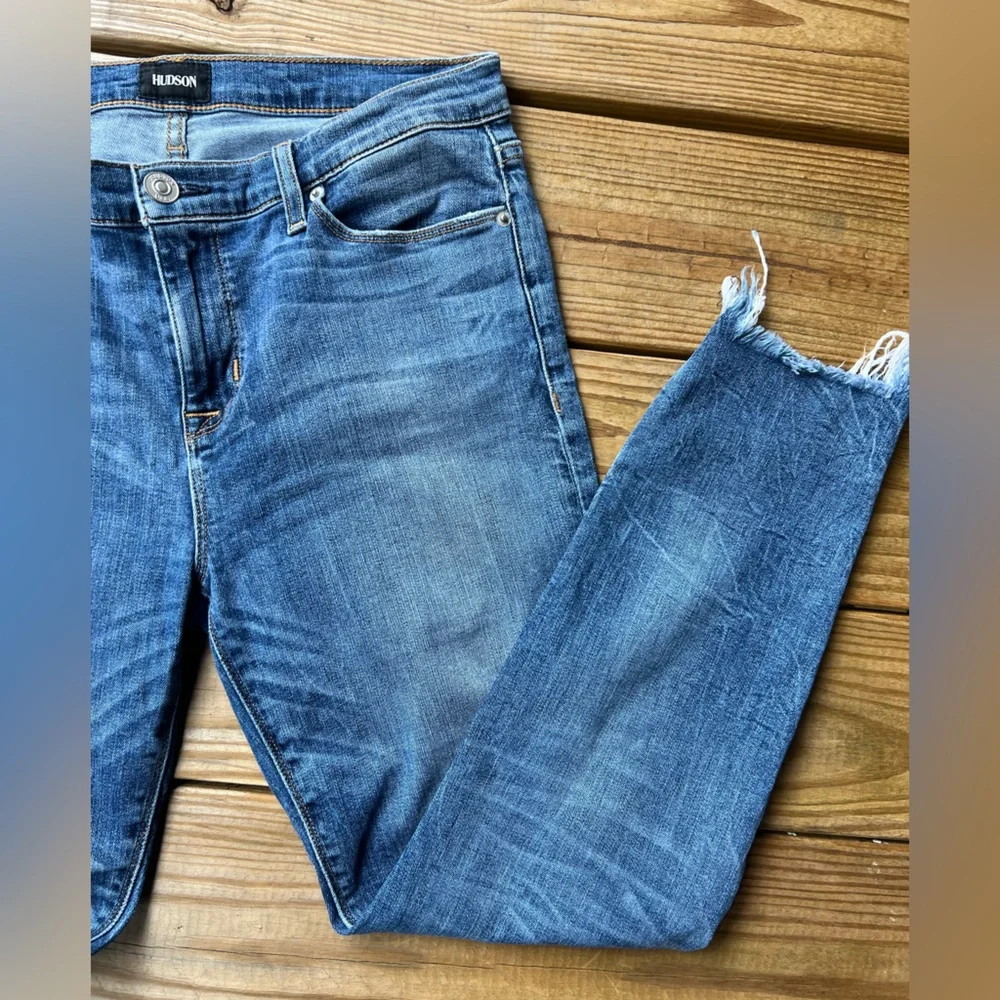 Hudson Women’s Distressed Blue Skinny Jeans size 31 - Picture 7 of 11